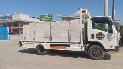 Penjual Bata Ringan di Makassar